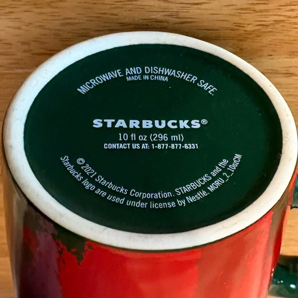 Starbucks Green And Red 10 ounce‎ 2021 Coffee Mug